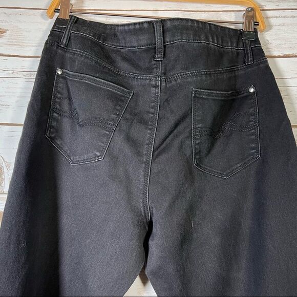 ✨HOST Pick✨ R Jeans 👖 SIZE Petites 31 Distressed Black Denim Jeans - Picture 7 of 12